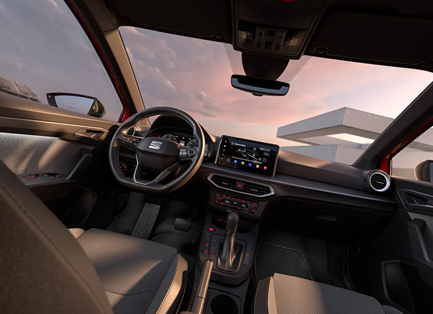 Intérieur du Seat Arona 2026 avec écran tactile central